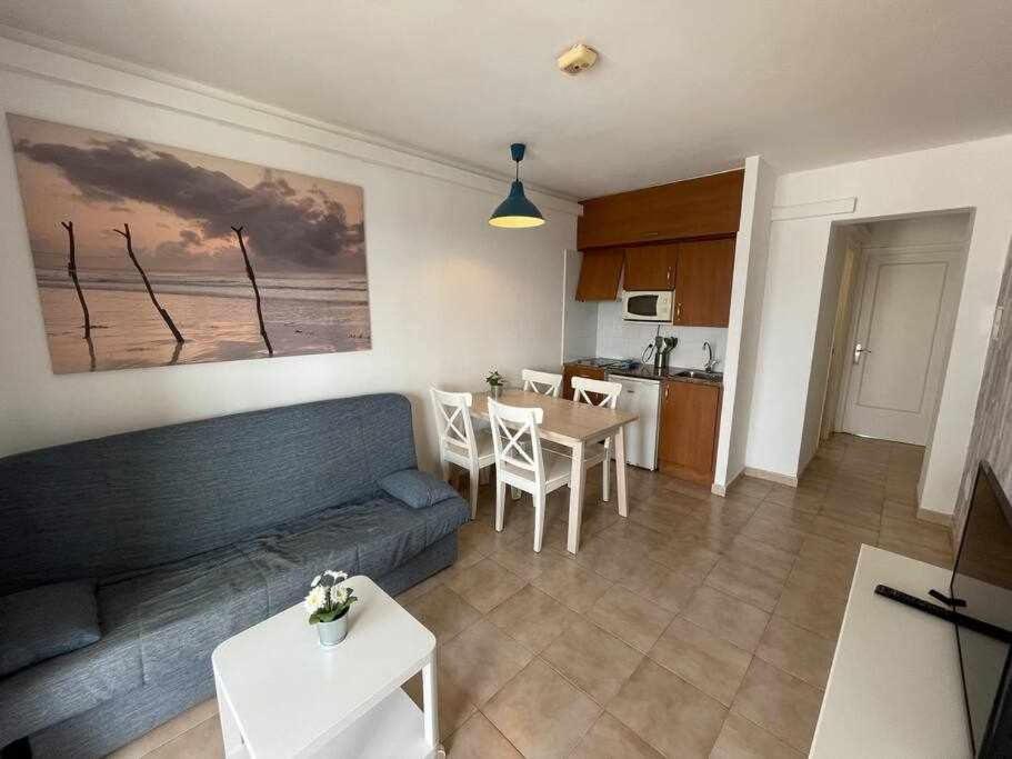 Mitjana Apartamento Con Piscina Ciutadella  Extérieur photo